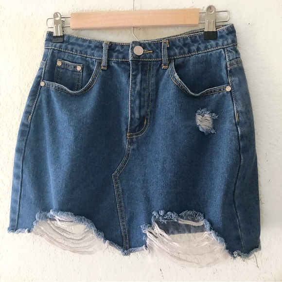 Distressed Blue Jean Denim Mini Skirt size Small Missguided - Picture 2 of 4